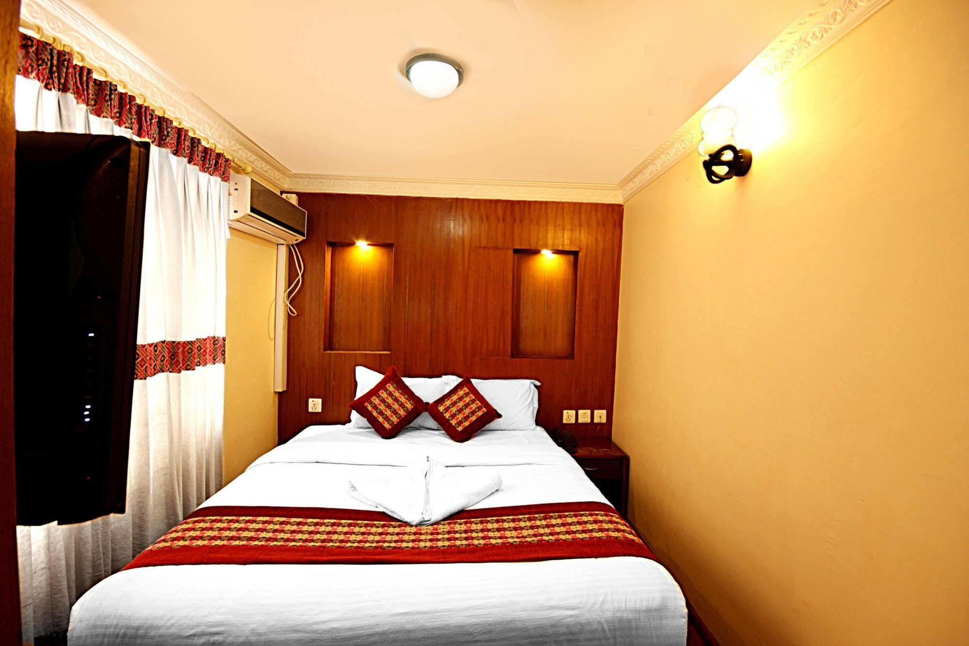 Hotel Bubo Himalaya Kathmandu Bagian luar foto