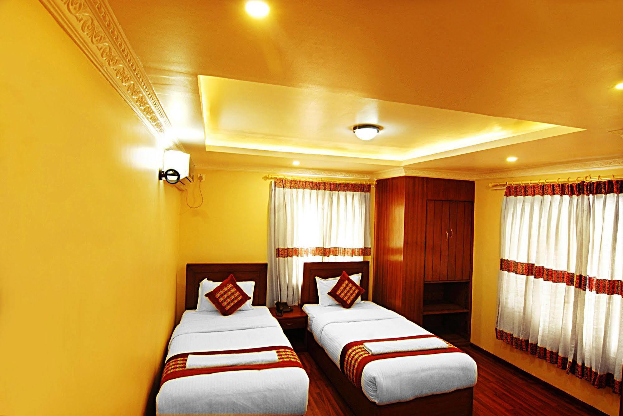 Hotel Bubo Himalaya Kathmandu Bagian luar foto
