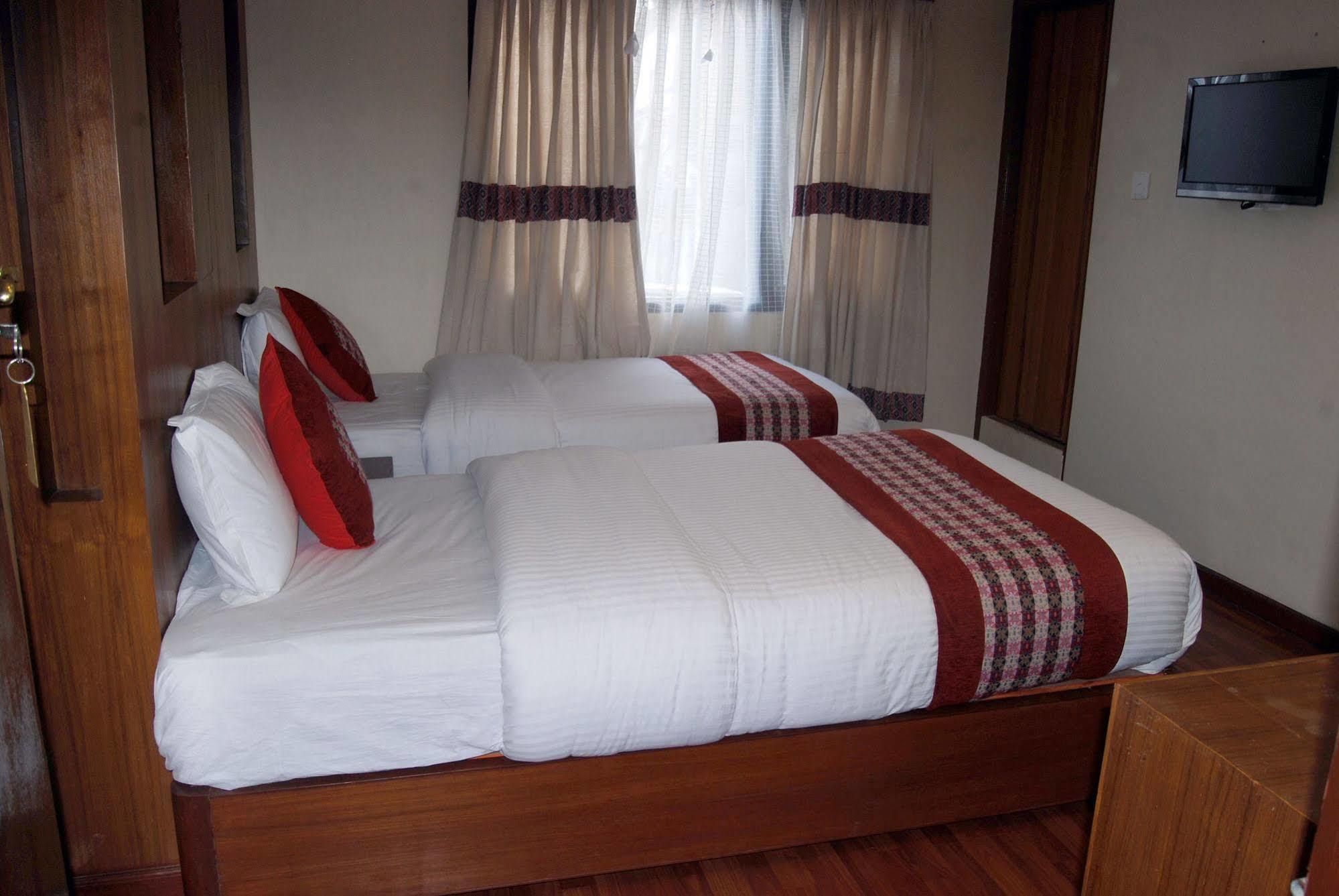 Hotel Bubo Himalaya Kathmandu Bagian luar foto