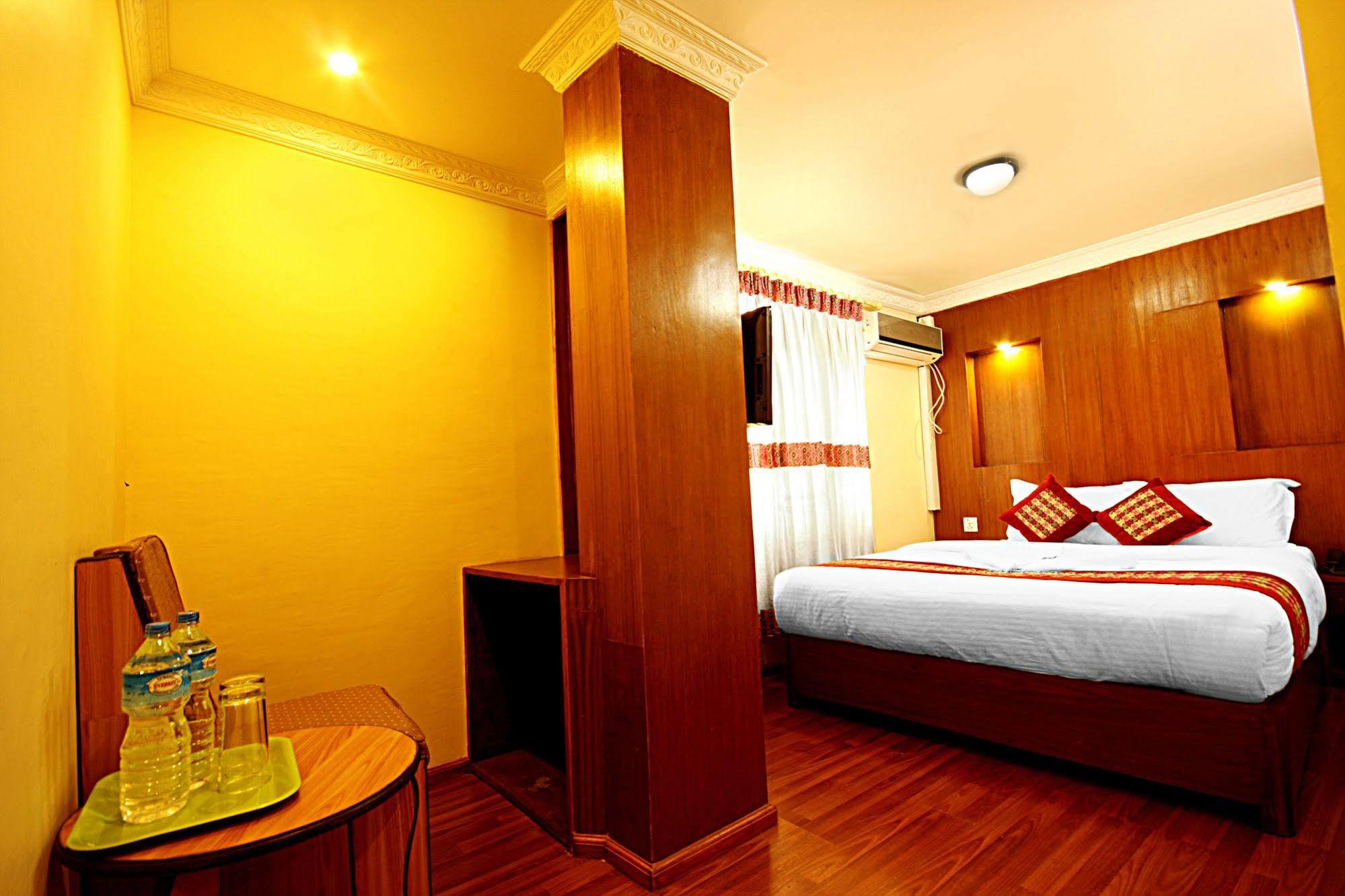 Hotel Bubo Himalaya Kathmandu Bagian luar foto